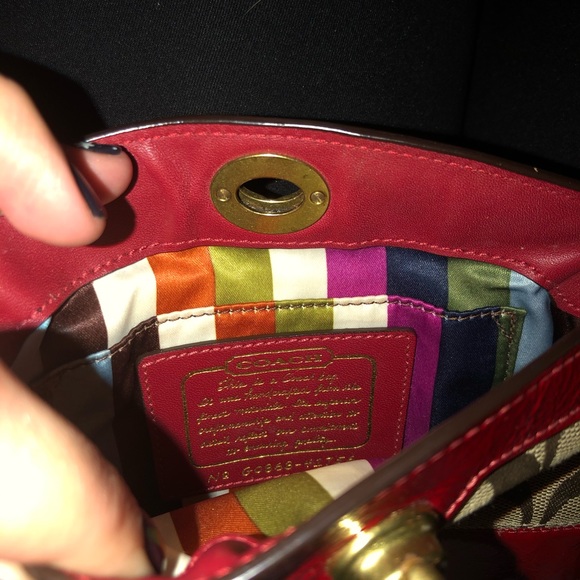 Red coach wristlet - Picture 4 of 6